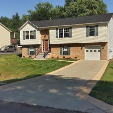 House-Wash-Driveway-Washing-Windows-and-Screens-in-the-city-of-Winchester-VA 0